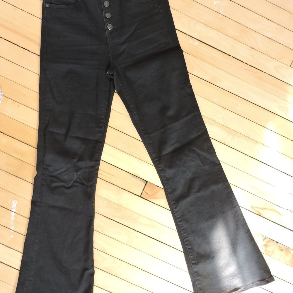 AE Flared Jeans ! - Picture 3 of 4